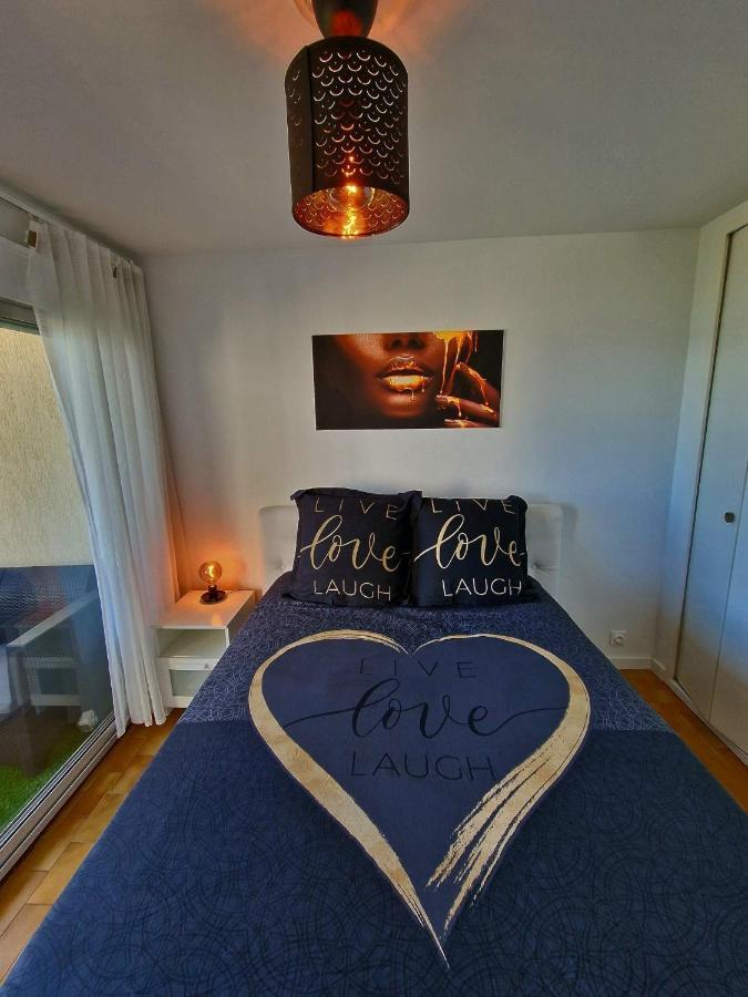 Appartement 1Ere Ligne Piscine Terrasse Au Bord De La Plage Front De Mer Avec 6 Velos Palavas-les-Flots Eksteriør bilde