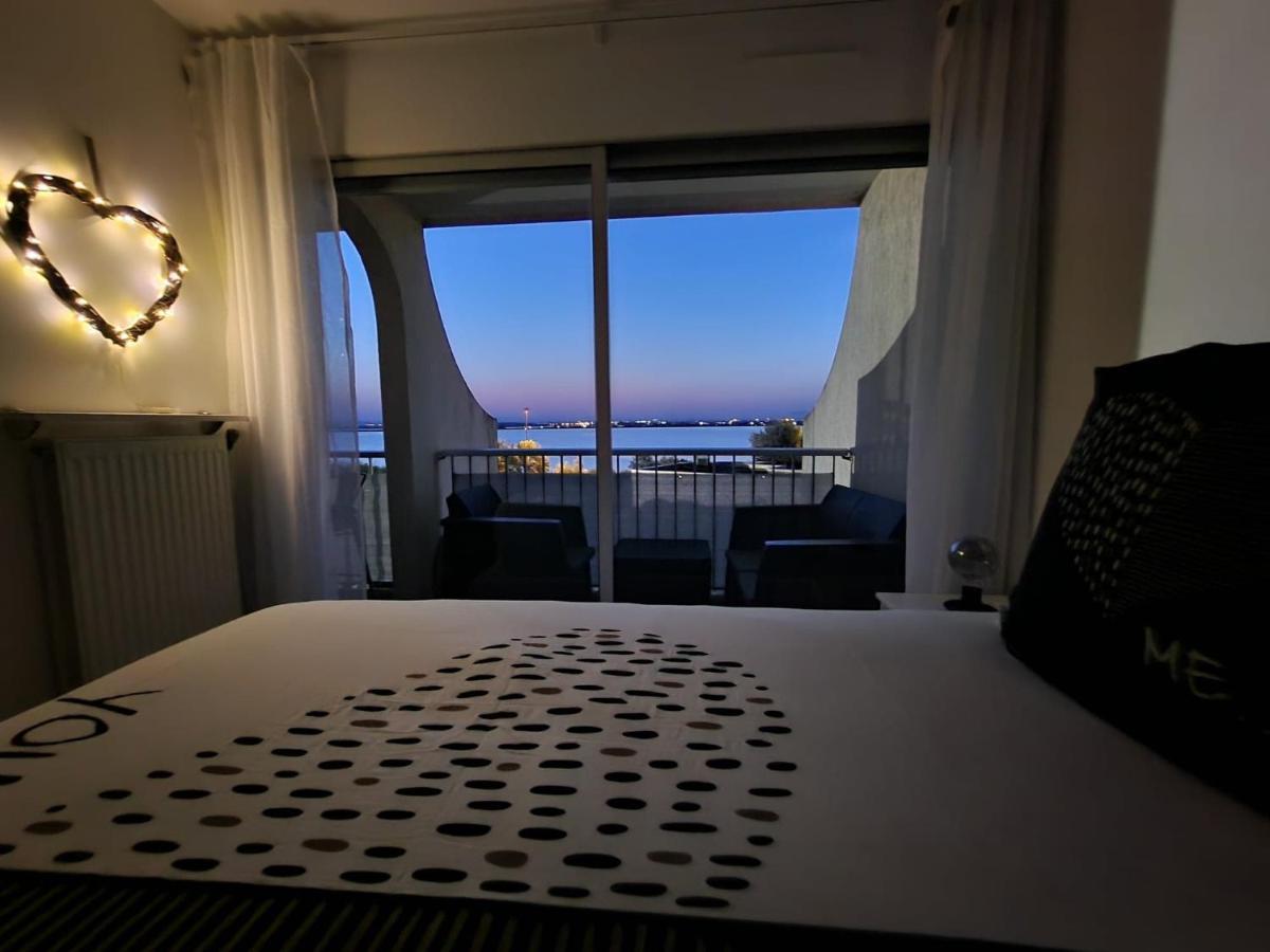 Appartement 1Ere Ligne Piscine Terrasse Au Bord De La Plage Front De Mer Avec 6 Velos Palavas-les-Flots Eksteriør bilde
