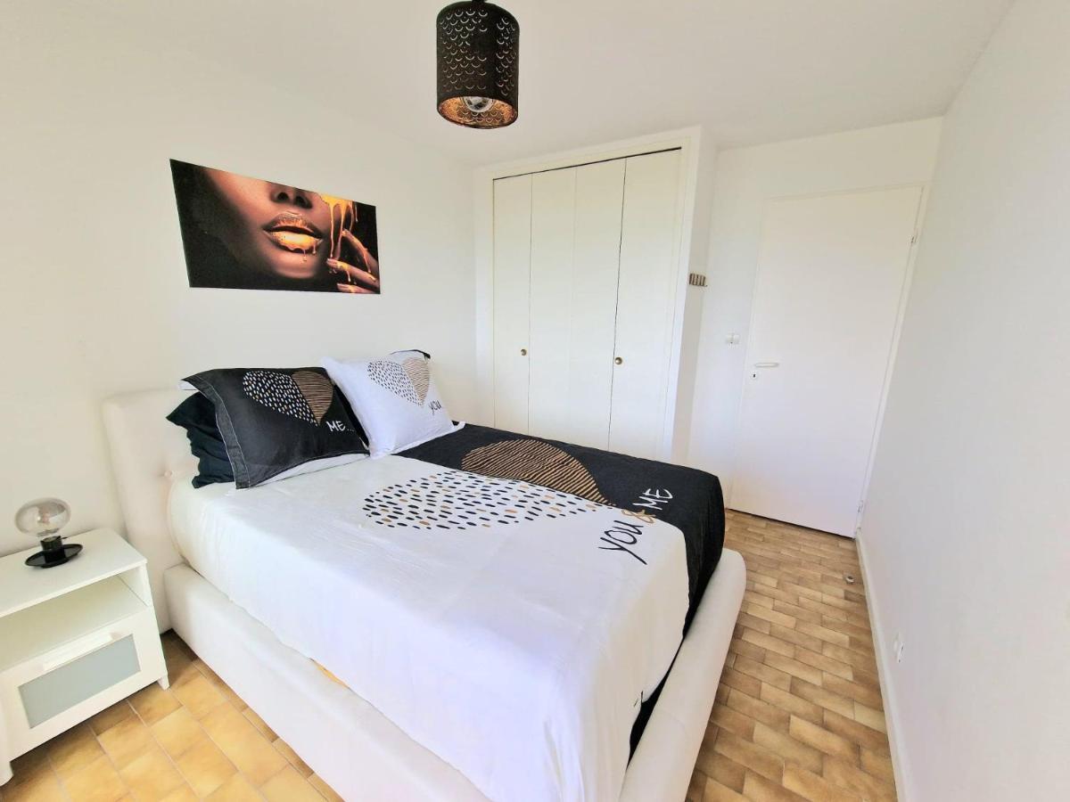 Appartement 1Ere Ligne Piscine Terrasse Au Bord De La Plage Front De Mer Avec 6 Velos Palavas-les-Flots Eksteriør bilde