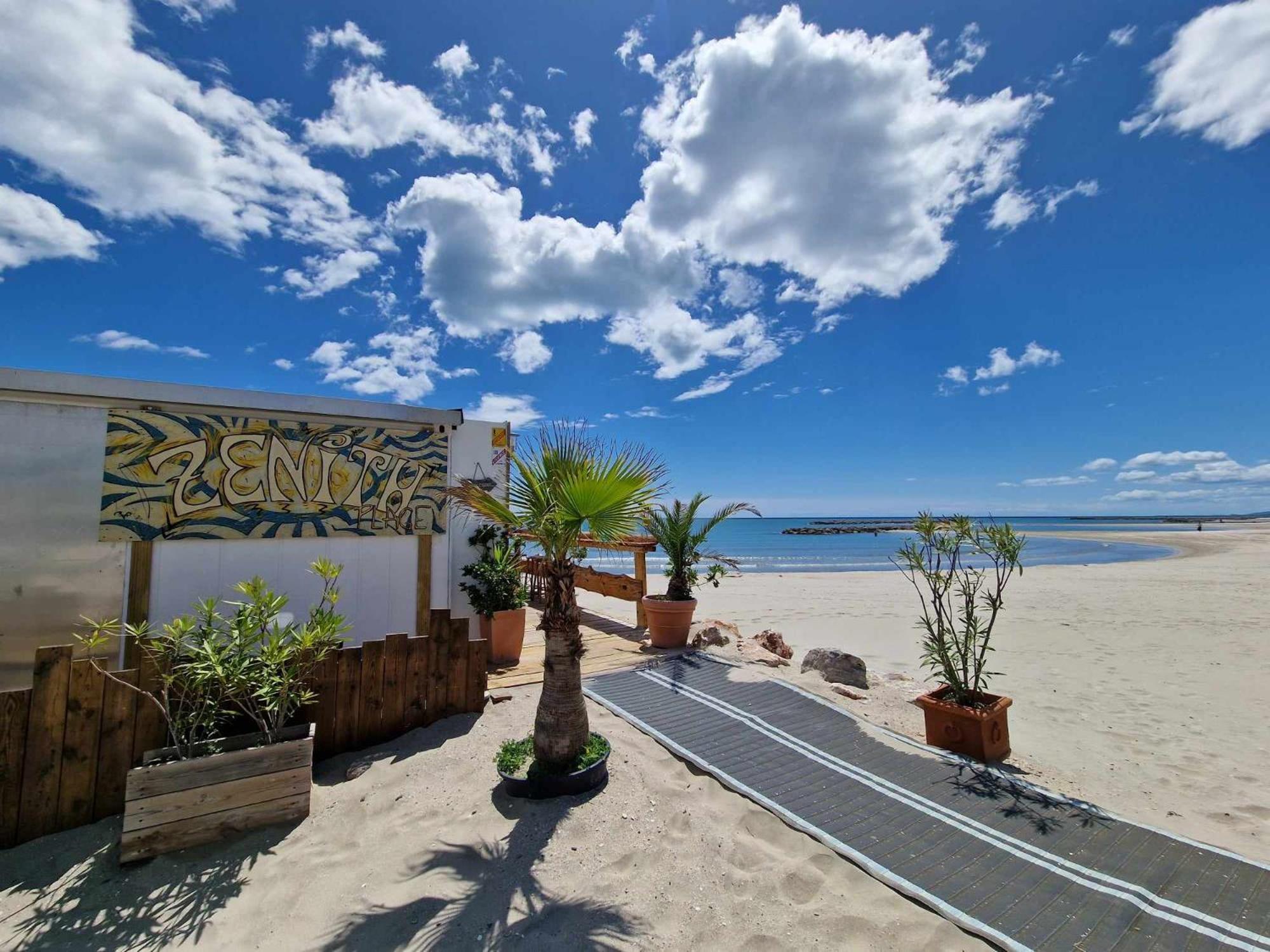 Appartement 1Ere Ligne Piscine Terrasse Au Bord De La Plage Front De Mer Avec 6 Velos Palavas-les-Flots Eksteriør bilde